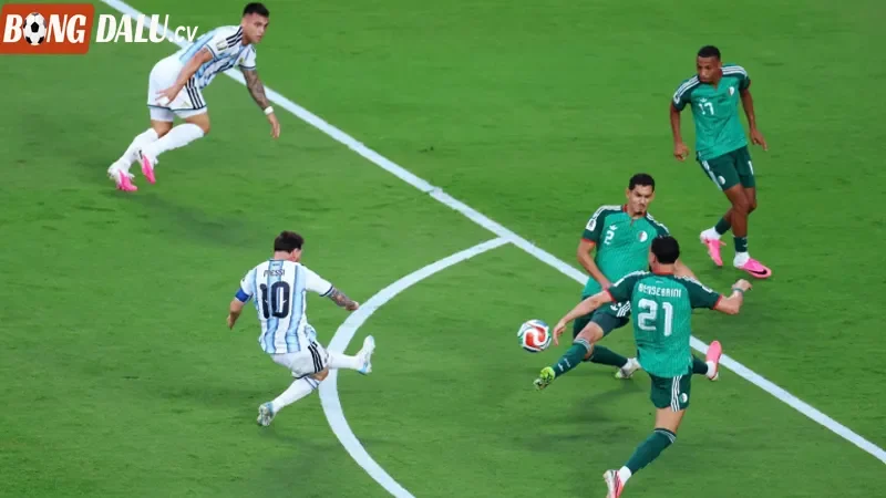 Nhin Lai Cu Hat Trick Dang Cap Cua El Pulga Truoc Algeria