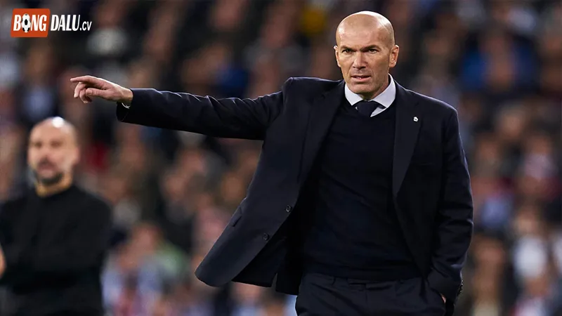 Uy Quyen Va Triet Ly Bong Da Zidane Mang Toi Les Bleus