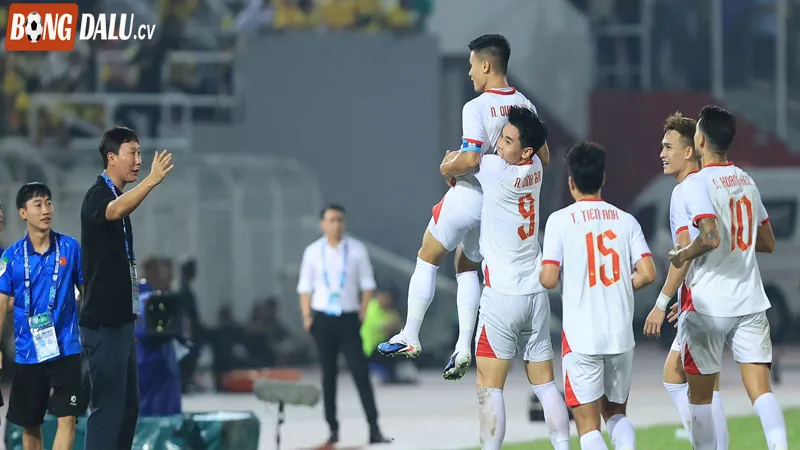 Cua Vao Chung Ket Rong Mo Truoc Tran Luot Ve Tai My Dinh