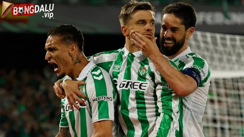 Phong Do Gan Day Cua Valencia Vs Real Betis