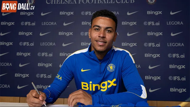 Chi Tiet Ban Hop Dong Bom Tan Morgan Rogers Den Chelsea
